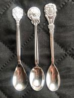 3 Bijzondere theelepeltjes. Met logo. Zilver/Gero/90, Ophalen