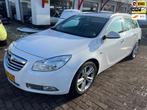 Opel Insignia Sports Tourer 1.6 T Cosmo pano.dak/trekhaak/le, Auto's, Euro 5, Gebruikt, Zwart, 4 cilinders