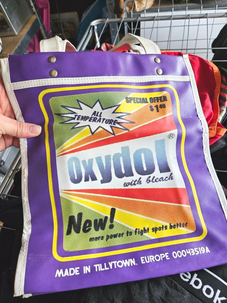 Retro PVC Tas met Hengsels, Sieraden, Tassen en Uiterlijk, Tassen | Damestassen, Gebruikt, Handtas, Paars, Ophalen of Verzenden