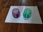 2 vintage gekleurde cognacglaasjes, groen en paars, Ophalen of Verzenden, Gebruikt, Borrel- of Shotglas