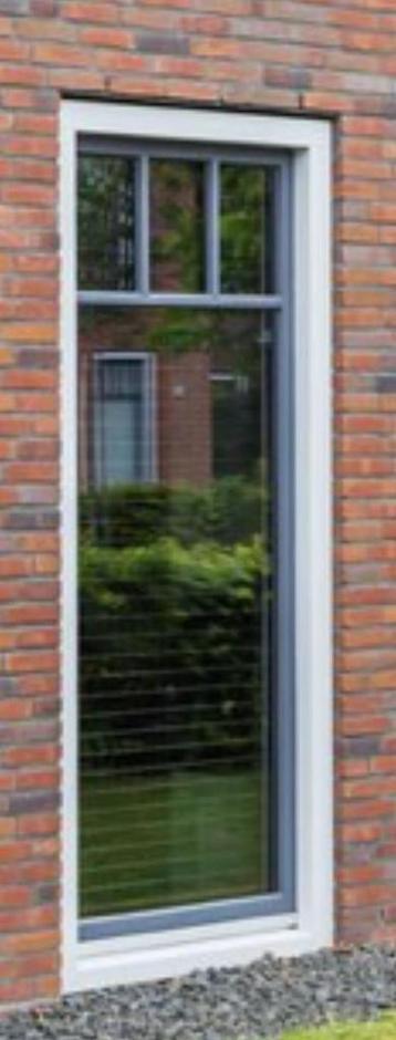 Kozijn incl. HR++ glas, slechts 5 jaar gebruikt beschikbaar voor biedingen