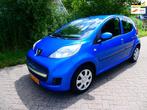 Peugeot 107 1.0-12V XS 5-deurs Airco Zuinig A-Label Youngtim, Voorwielaandrijving, Stof, Gebruikt, Origineel Nederlands