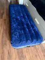 Luchtbed met lucht pomp, Caravans en Kamperen, Luchtbedden, Ophalen of Verzenden, Ingebouwde pomp, Zo goed als nieuw, 1-persoons