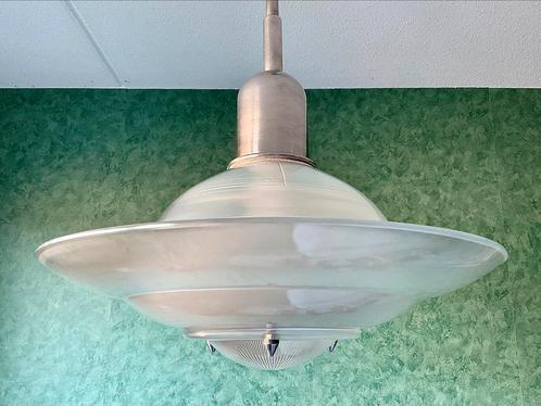 50’s Art Deco Holophane UFO Hanglamp. Ø Schaal Matglas 46CM, Huis en Inrichting, Lampen | Plafondlampen, Gebruikt, Glas, Metaal