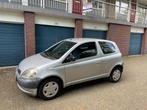 Toyota Yaris 1.0 16V Vvti 3 Deurs incl. NAP, Voorwielaandrijving, Stof, 4 cilinders, 400 kg