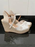 Nieuw: sleehak met broderie wit maat 39, Ophalen of Verzenden, Nieuw, Wit