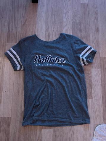 Hollister T-shirt Maat S Grijs beschikbaar voor biedingen