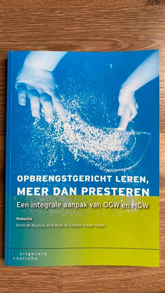 Opbrengstgericht Leren - Meer dan Presteren, Boeken, Studieboeken en Cursussen, Zo goed als nieuw, HBO, Alpha, Ophalen of Verzenden
