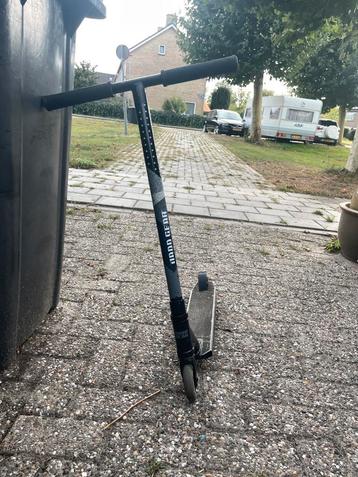 Stunt step beschikbaar voor biedingen