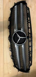 Mercedes e classe. W213. Grill originele, Gebruikt, Mercedes-Benz, Motorkap, Verzenden