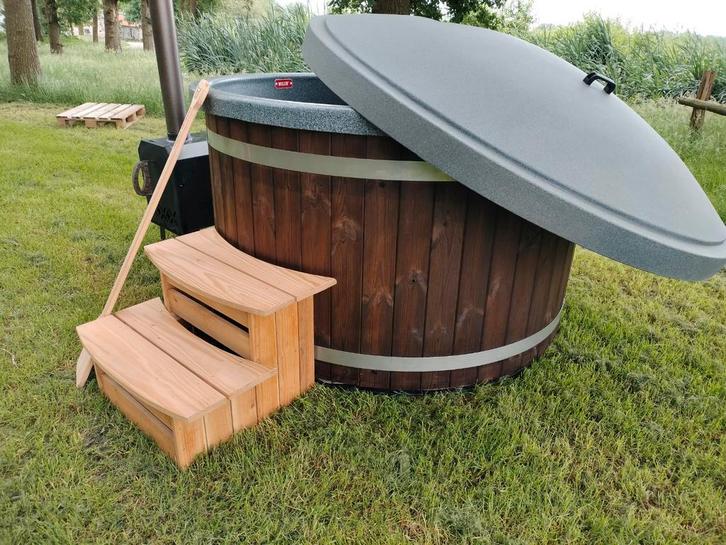 Houtgestookte Hottub 160cm - Complete Set!, Tuin en Terras, Bubbelbaden en Hottubs, Trap, Ophalen