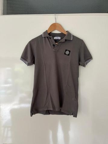 4 heel nette merk heren polo's beschikbaar voor biedingen