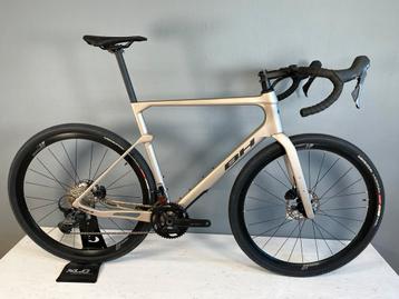 Nieuwe BH GravelX 3.5 Shimano grx 2x12sp carbon gravelbike  beschikbaar voor biedingen