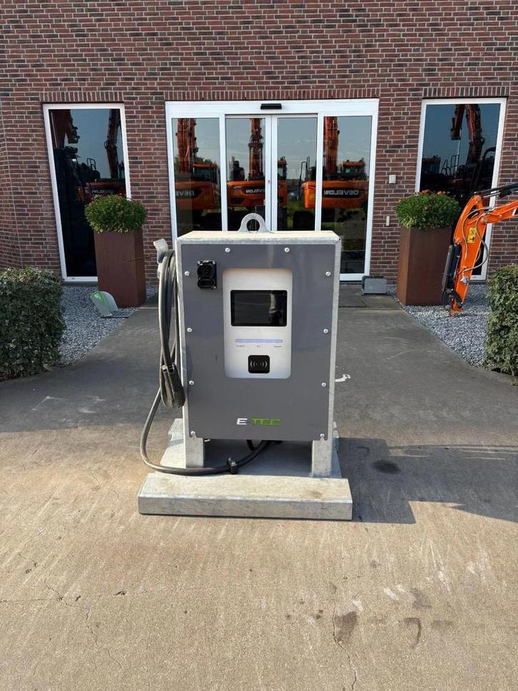 Etec E40DC mobiel DC laadstation (bj 2024), Zakelijke goederen, Machines en Bouw | Aggregaten