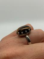 X609 Prachtige zilveren ring tijgeroog maat 18,25, Sieraden, Tassen en Uiterlijk, Antieke sieraden, Ophalen of Verzenden, Zilver