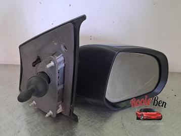 Buitenspiegel rechts van een Suzuki Alto beschikbaar voor biedingen