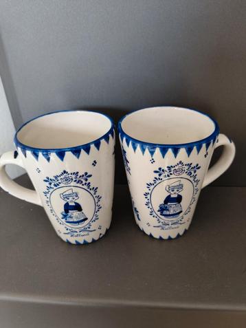 2 Delfts Blauwe Mokken beschikbaar voor biedingen