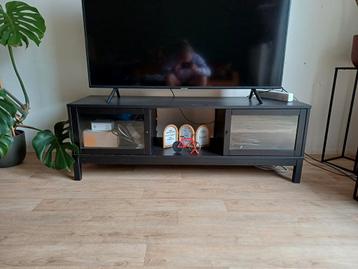 Zwart houten tv meubel