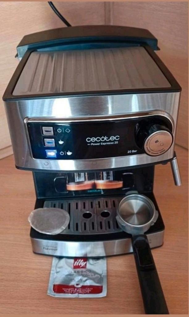 De Cecotec Power koffiemachine inclusief  padjes, Witgoed en Apparatuur, Koffiezetapparaten, Koffiemachine, Ophalen of Verzenden