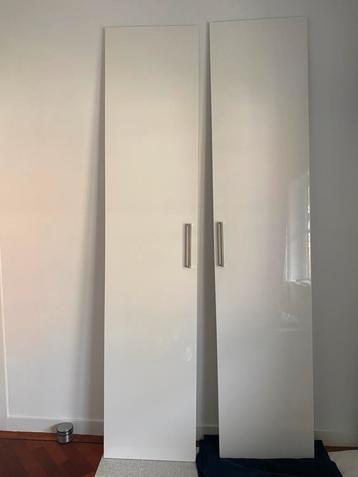 2 x IKEA FARDALL deur, hoogglans wit beschikbaar voor biedingen