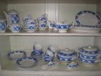 Servies met blauwe ruit gemaakt door Boch, Antiek en Kunst, Ophalen of Verzenden