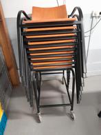 9 stapelstoelen op verrijdbaar onderstel, Ophalen, Zo goed als nieuw, Zwart, Vijf, Zes of meer stoelen
