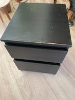 Zwart nachtkastje met lades, Huis en Inrichting, Kasten | Dressoirs, Ophalen, Overige materialen, Minder dan 50 cm, Gebruikt