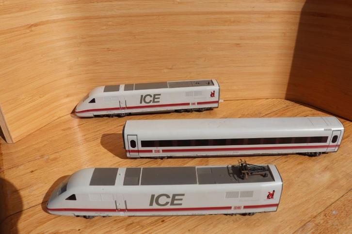 Märklin 29865 ICE trein Delta Digitaal Analoog locomotief, Hobby en Vrije tijd, Modeltreinen | H0, Gebruikt, Treinset, Wisselstroom