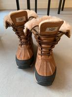 UGG laarzen dames maat 36, Snowboots, Bruin, Zo goed als nieuw, UGG