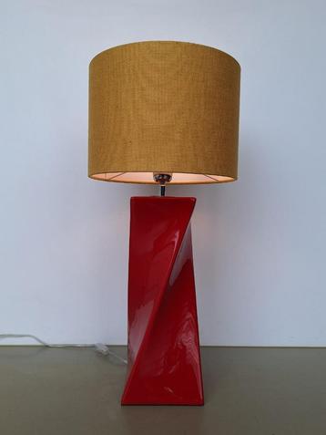 modern design Envy tafel-lamp getorste rode voet goud-geel beschikbaar voor biedingen