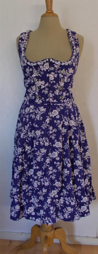 Romantische paars/wit folklore print jurk! 38, Kleding | Dames, Jurken, Zo goed als nieuw, Maat 38/40 (M), Paars, Onder de knie