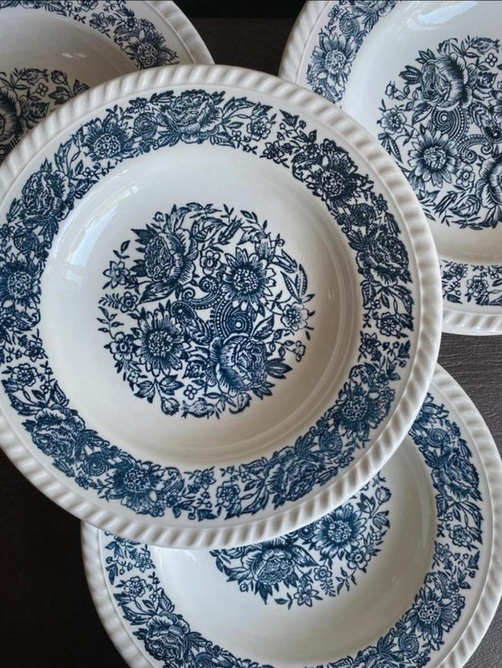 Vintage Delfts blauwe borden met bloemen | set van 8, Antiek en Kunst, Antiek | Servies los, Ophalen of Verzenden