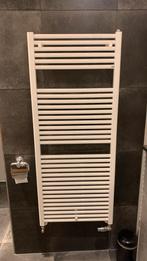 Design handdoek radiator op CV  145x60 met kraan. DELONGHI, Doe-het-zelf en Verbouw, Verwarming en Radiatoren, Ophalen, Radiator