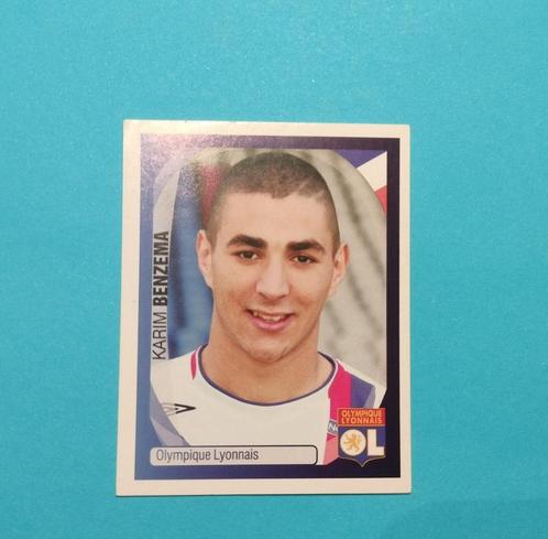 Karim Benzema Rookie sticker Champions League 2007/08 Panini, Verzamelen, Sportartikelen en Voetbal, Zo goed als nieuw, Poster, Plaatje of Sticker