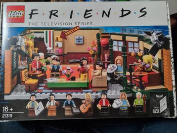 Lego friends 21319 beschikbaar voor biedingen