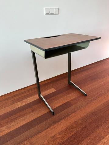 Vintage retro Schooltafel eromes beschikbaar voor biedingen