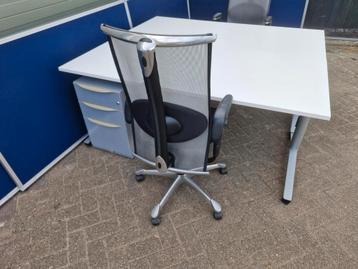 40x Steelcase bureau nieuwe bladen ( ook kasten ed te koop - afbeelding 9