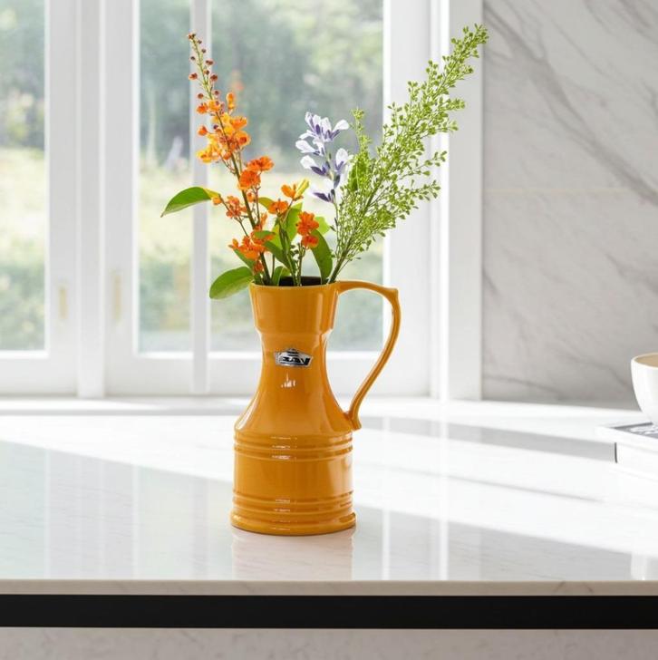 Geel Vintage vaasje - Bay 245/14 | 00232, Huis en Inrichting, Woonaccessoires | Vazen, Zo goed als nieuw, Geel, Minder dan 50 cm