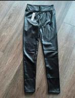 Leatherlook damesbroek mt S/M - NIEUW, Ophalen of Verzenden, Zo goed als nieuw, Zwart