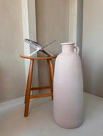 Beige kruik vloervaas, Huis en Inrichting, Woonaccessoires | Vazen, Ophalen of Verzenden, Zo goed als nieuw, Overige kleuren, Minder dan 50 cm