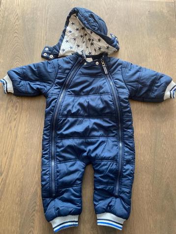 Babykleding beschikbaar voor biedingen
