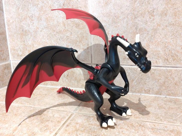 Twee keer Playmobil Vuurspuwende draak uit set 4838, Kinderen en Baby's, Speelgoed | Playmobil, Gebruikt, Ophalen of Verzenden