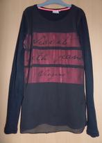 Aparte zwarte Vingino longsleeve met rode tekst maat 170/176, Kinderen en Baby's, Kinderkleding | Maat 170, Meisje, Ophalen of Verzenden