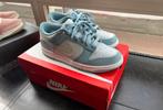 Nike Dunk Low Aura Worn Blue Clear (GS) maat 38,5, Kleding | Dames, Schoenen, Blauw, Ophalen of Verzenden, Zo goed als nieuw, Nike Dunk Low