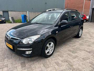Hyundai i30 1.4i Cvvt 109pk Blue 2011 Zwart trekhaak beschikbaar voor biedingen