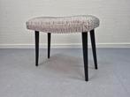 Vintage voetenbank/kruk zwarte poten. Nieuwe stoffering., Ophalen of Verzenden, ., ., .