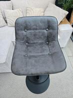 2 Cyrus Benson Barkrukken Antraciet Grijs suede, Ophalen, Gebruikt, 90 cm of meer, In hoogte verstelbaar