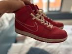 Nike Dunk High First Use University Red | Size 44,5, Overige kleuren, Nike, Ophalen of Verzenden, Sneakers of Gympen