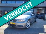 BMW 3-serie Touring 318i | Navigatie, PDC, M-Pakket, Euro 5, Zwart, 4 cilinders, Handgeschakeld