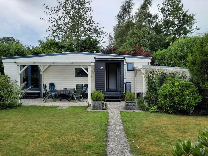 Chalet.  Camping De Roggeberg  Appelscha, Caravans en Kamperen, Caravans, Standaardzit, Douche, Koelkast, Oven, Ophalen